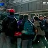 В столице Чили студенты подрались с полицией