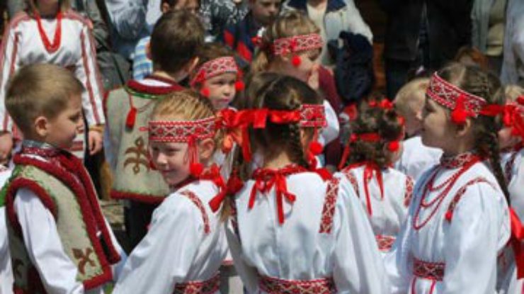 Большинство украинских школьников гордятся своей страной - опрос