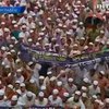 Тысячи мусульман протестуют у посольств США