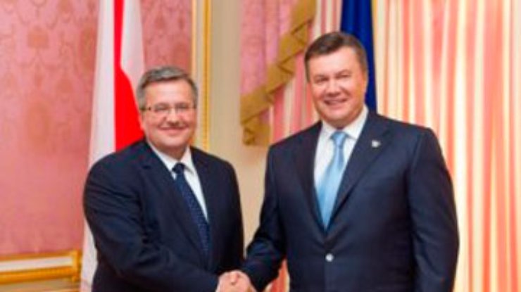 Коморовский делегировал на встречу с Тимошенко бывшего польского премьера