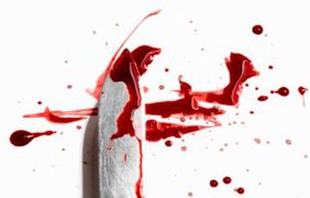 На Харьковщине психопатка исполосовала ножом лица 4 прохожих