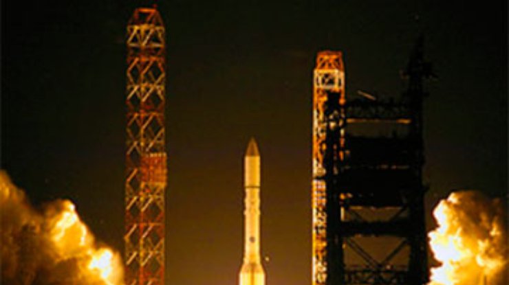 В России успешно стартовала ракета-носитель "Протон-М"