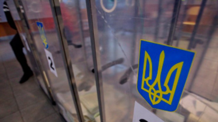 Оппозиция в мажоритарке по Киеву лидирует в 11 округах из 13