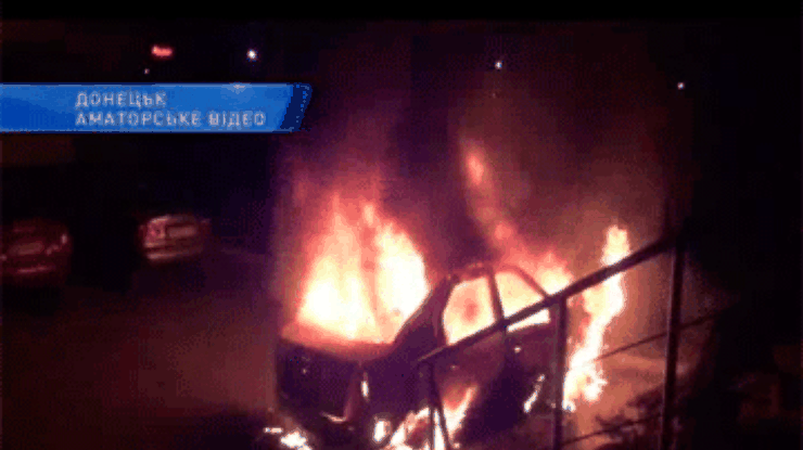 В Донецке борцу с нарушителями ПДД подожгли авто