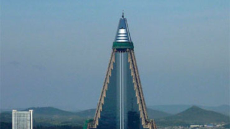 Северная Корея взялась достроить "отель невезения"