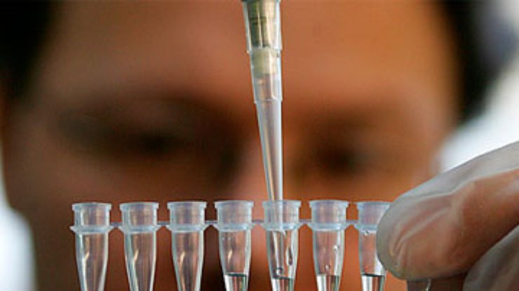 Вакцина от ВИЧ успешно проходит клинические испытания