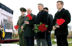 Под Киевом перезахоронили останки 52 воинов-красноармейцев