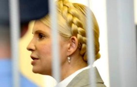 Тимошенко решает, продолжать ли голодовку