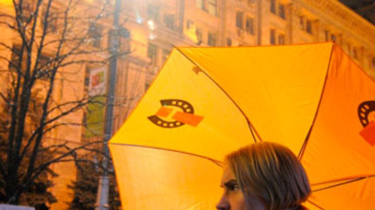 Киев не собирается запрещать празднование годовщины Помаранчевой революции