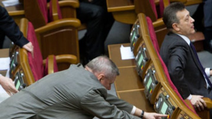 В оппозиции предлагают Раде отменить голосование по бюджету