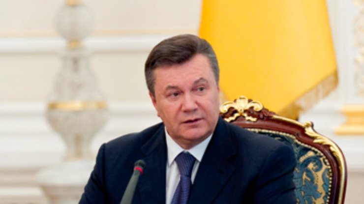 Янукович собрался в Индию