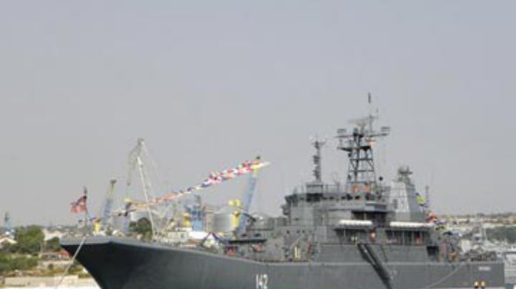 Россия отправила к берегам Сирии корабли со спецназом и боевой техникой