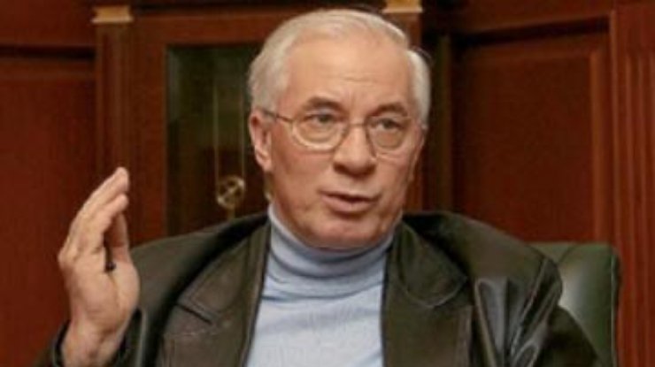 Азаров похвастался развитием украинской науки
