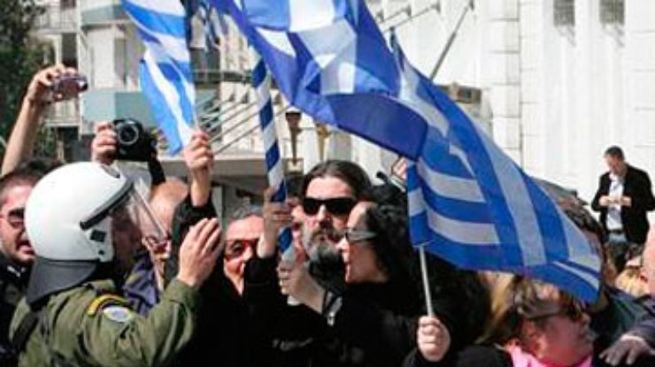 В Греции и Португалии бастуют работники общественного транспорта