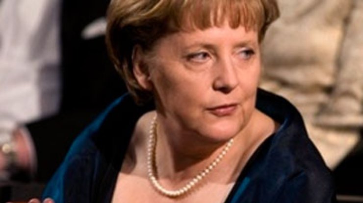 Кризис еще далек от завершения, - Меркель