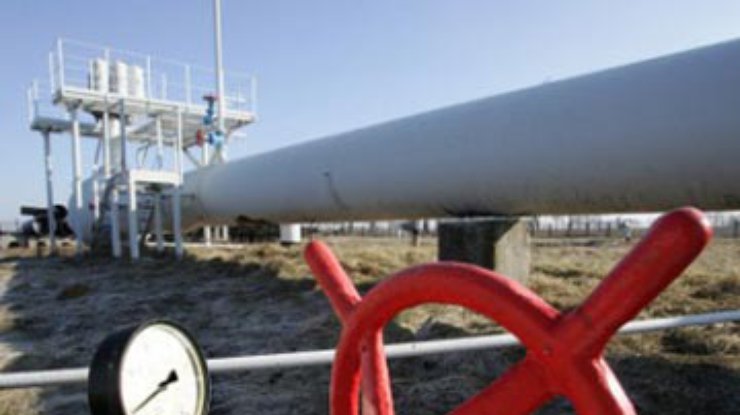 Янукович заинтересовался возобновлением поставок газа из Туркменистана