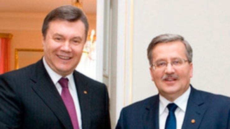 Коморовский и Янукович завтра обсудят подготовку к евросаммиту