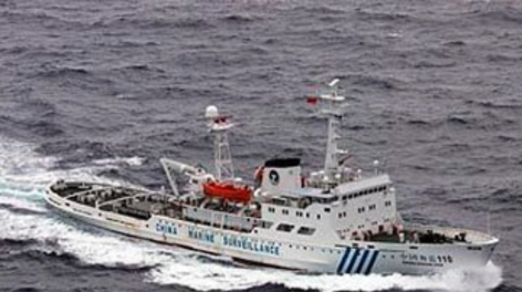 Япония завила, что КНР отправила корабли к спорным островам