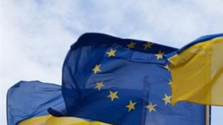 Киев и Брюссель заявили о поддержке миссии Кокса-Квасьневского