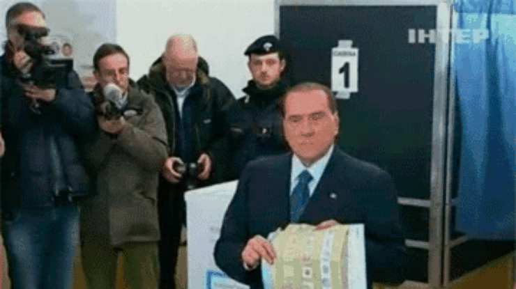Берлускони подумывает о коалиции с левоцентристами