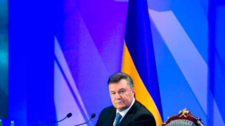 Янукович о газе: Торговать суверенитетом не будем, но придется уступить