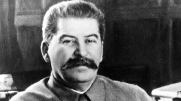 Треть россиян любят Сталина, - опрос