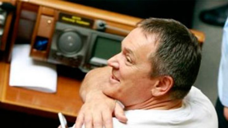 Колесниченко "не очень вдохновляет" гимн Украины