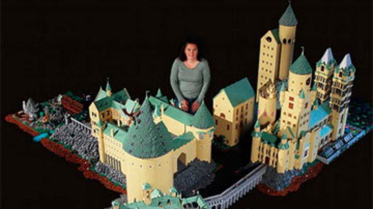 В США учительница собрала Хогвартс из конструктора "Лего"