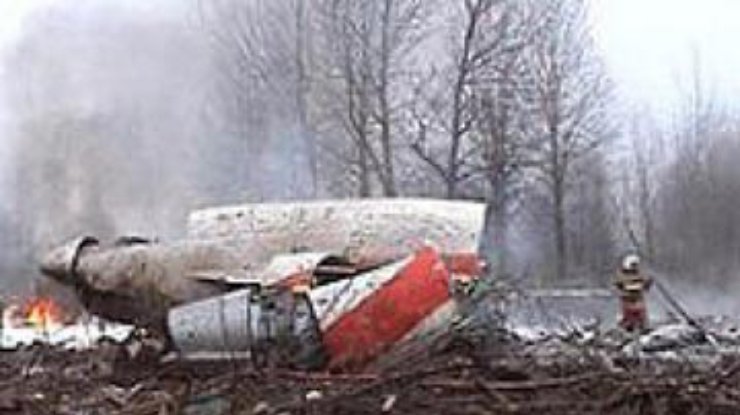 Следователи из РФ не нашли на обломках самолета Леха Качиньского следов взрыва