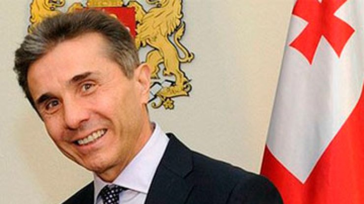Иванишвили урезал зарплаты министров и лишил премий