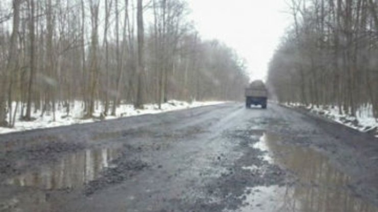 Дорога Львов-Луцк сошла вместе со снегом