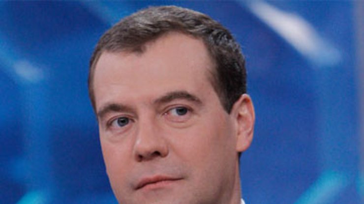 Медведев сравнил действия ЕС и Кипра со "слоном в посудной лавке"