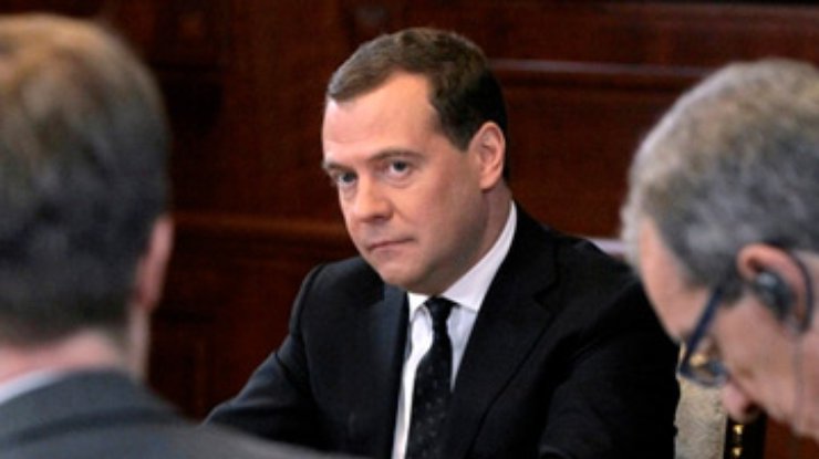 Украина не будет влиять ни на что, будучи наблюдателем в ТС, - Медведев