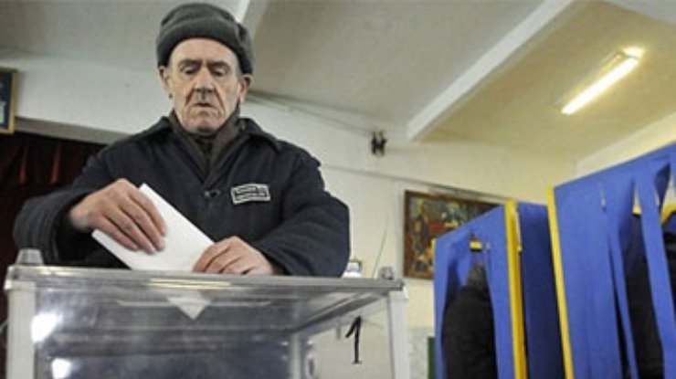 Евронаблюдатели требуют расследовать фальсификации на выборах в Раду