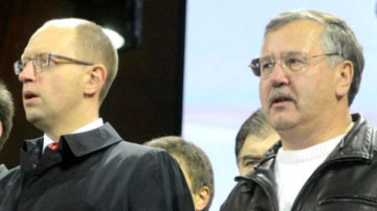 Гриценко: Яценюк должен сдать свой мандат