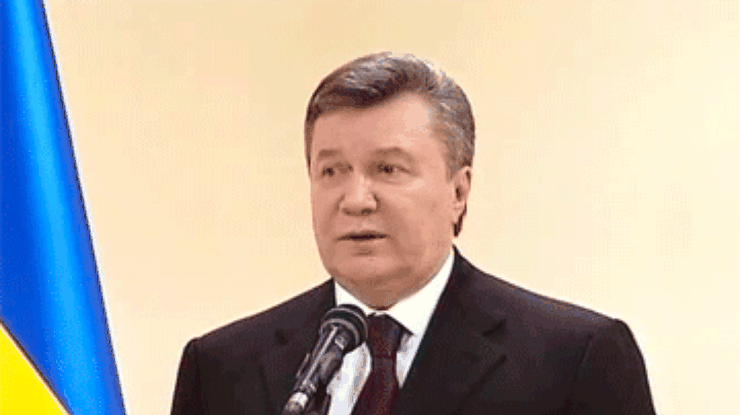 Янукович не будет миловать Тимошенко, пока идет суд