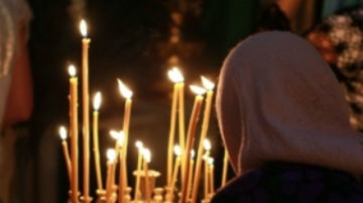 В Киеве прошли молебен и зажжение свечей по жертвам ЧАЭС