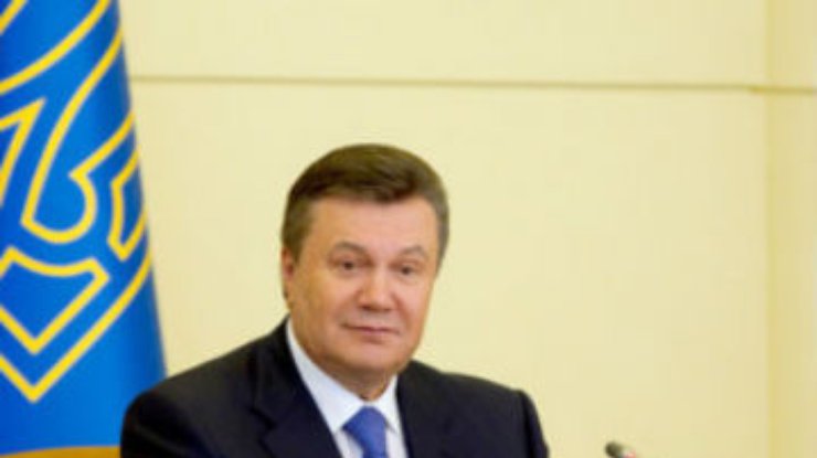 Янукович раздал ордена нардепам из ПР