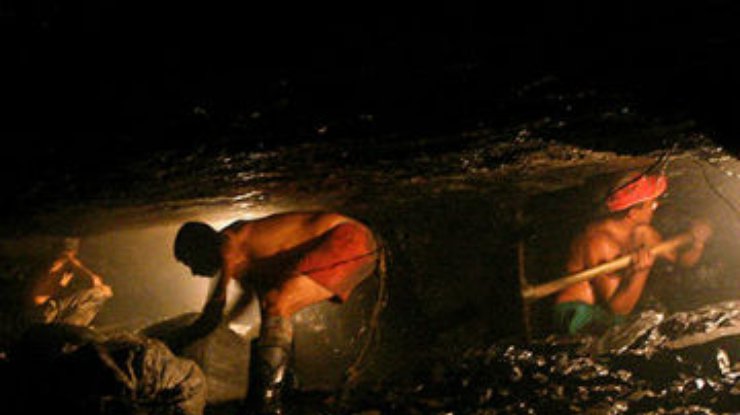 На шахте в Судане прекратили искать 100 пропавших горняков
