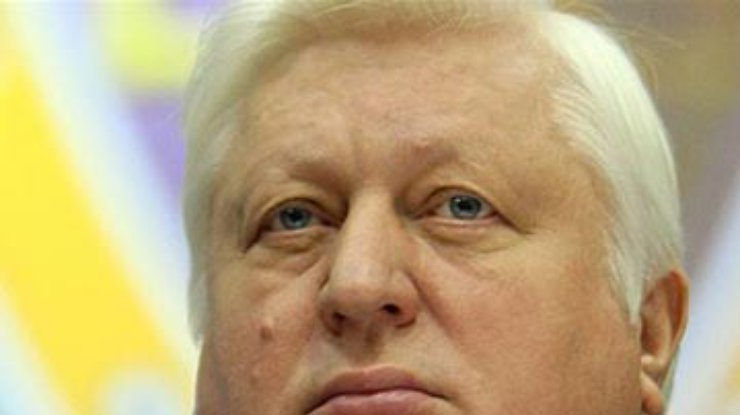 Пшонка подтвердил, что крымскую землю раздают суды и чиновники
