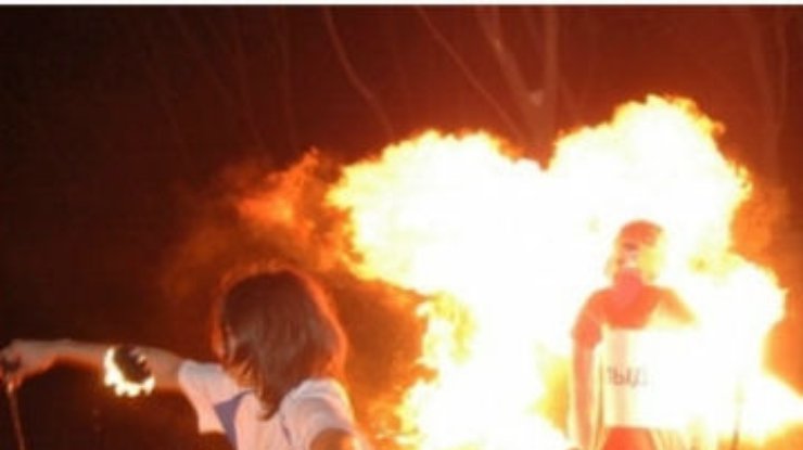 В Крыму на 20-тысячном митинге сожгли чучело Фарион