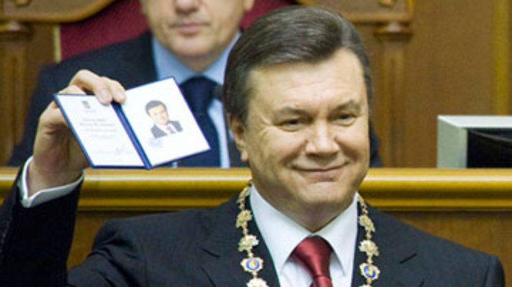 В ПР пока не видят конкурентов Януковичу на президентских выборах