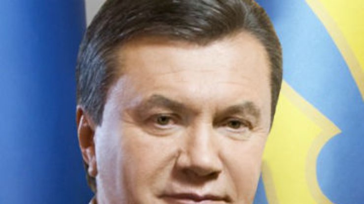 Янукович поздравил Саакашвили с Днем независимости Грузии