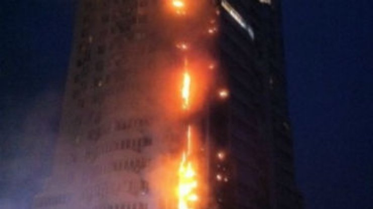В Киеве горел 25-этажный дом на Шулявке