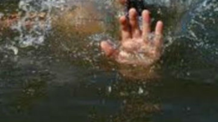 В Тернопольской области 4-летняя девочка утонула в пруду