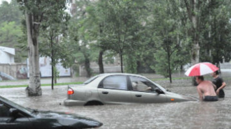 Вода продолжает подниматься - две области Украины может затопить