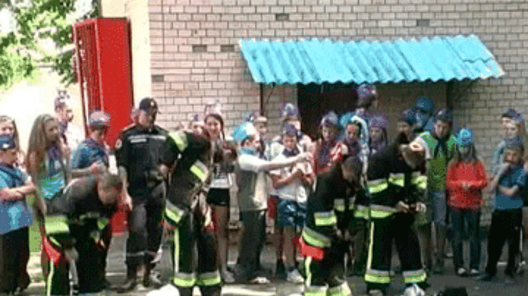 Хмельницкие спасатели обучали детей безопасно отдыхать