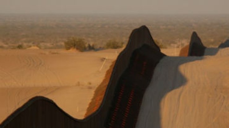 США потратят 40 миллиардов долларов на укрепление границы с Мексикой