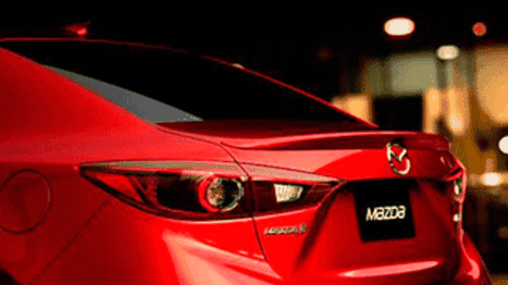 В интернете появилось фото нового седана Mazda3