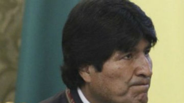 Самолет президента Боливии не пустили во Францию и Португалию
